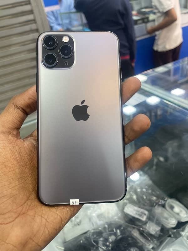 IPHONE 11 PRO 256 GB JV NORMAL CONDITION 1