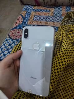 Xs max , white , 64 gb, battery :82(original), condition 10/10