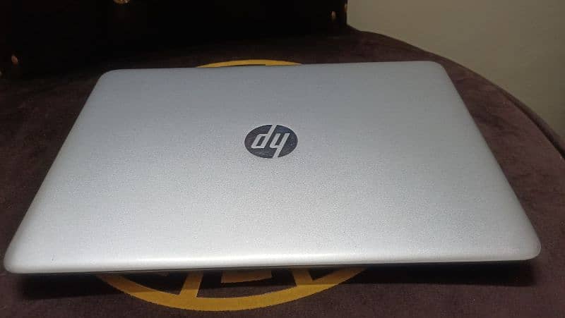 HP Laptop 840 G4 Core i5 7th Gen 5