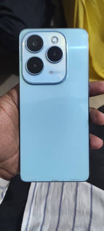 just 4 month use infinix hot 40 5