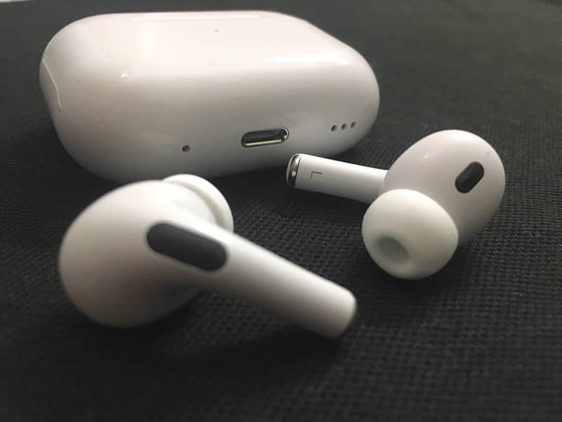 AIRPODS PRO 2 | BUZZER + VOL CNTRL | PLATINIUM QUALITY | GREAT PRICE 2