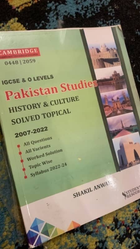 O-level books/notes/pastpapers for islamiat and PS v cheap 1