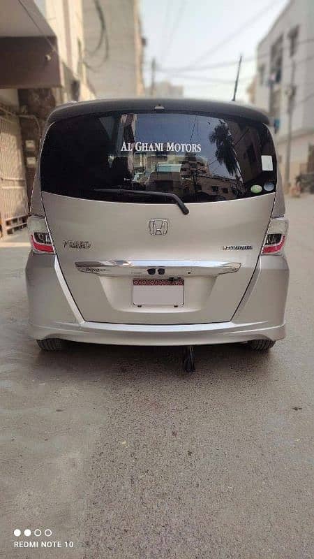 Honda Freed 2012 3