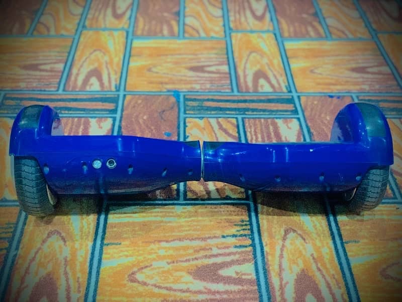 HOVERBOARD FOR KIDS IS FOR SALE IN USED CONDITION AND REASONABLE PRICE 1