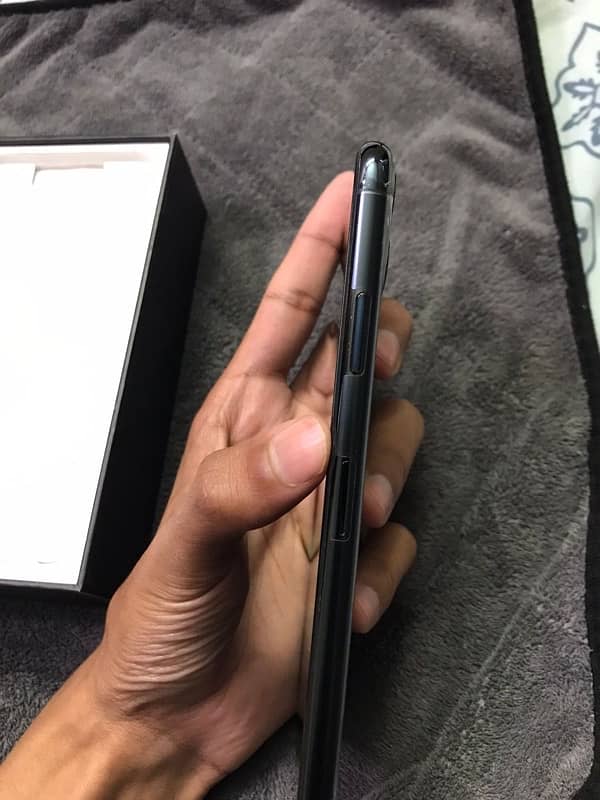 Iphone 11 Pro Max ( PTA Dual Physical ) 2