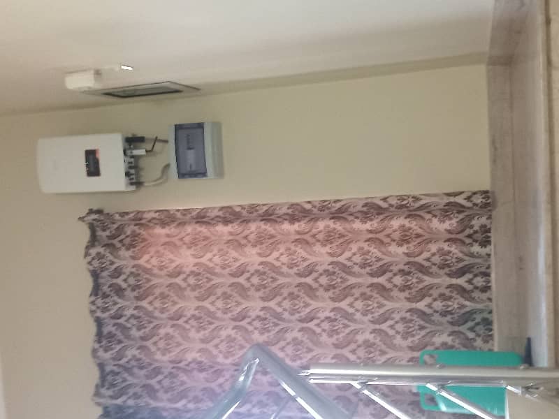 5.40 SQUARE FEET HOUSE FOR SALE IN KHYBER BLOCK ALLAMA IQBAL TOWN LAHORE 4