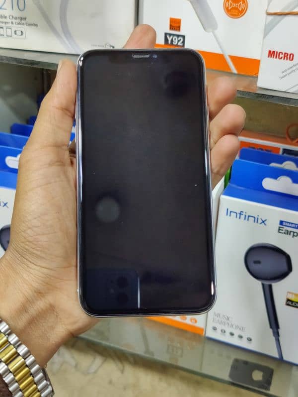 iphone x non pta factory unlocked 90 health no any fault All ok 2