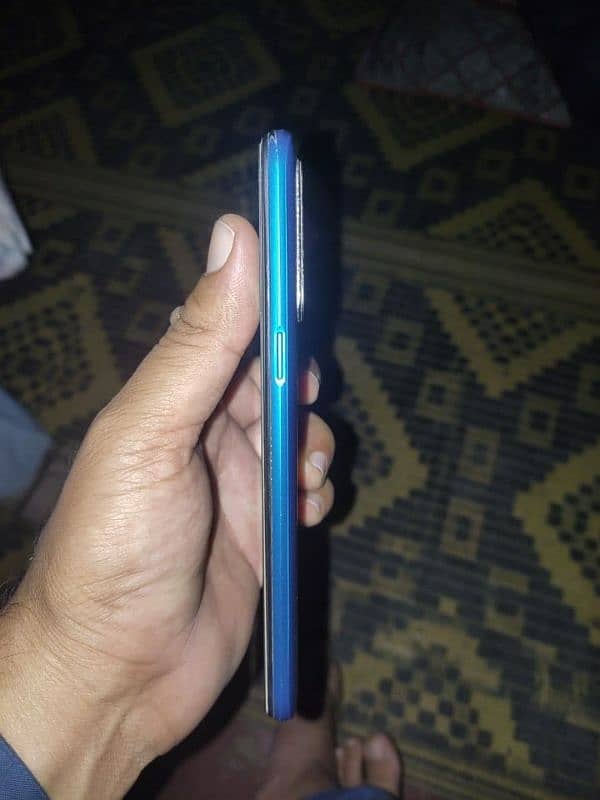 realme 5i 6