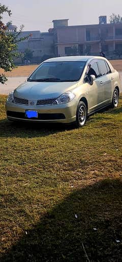 Nissan Tiida 2007