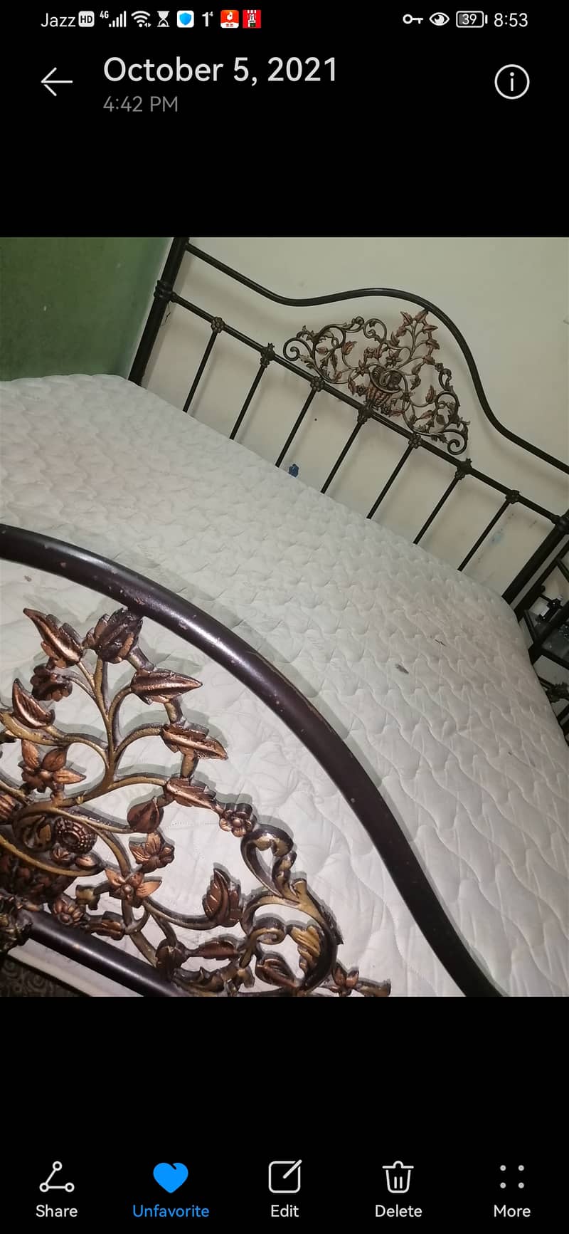 Full king bed set with 2 side tables, dressing Table mattress, person 4