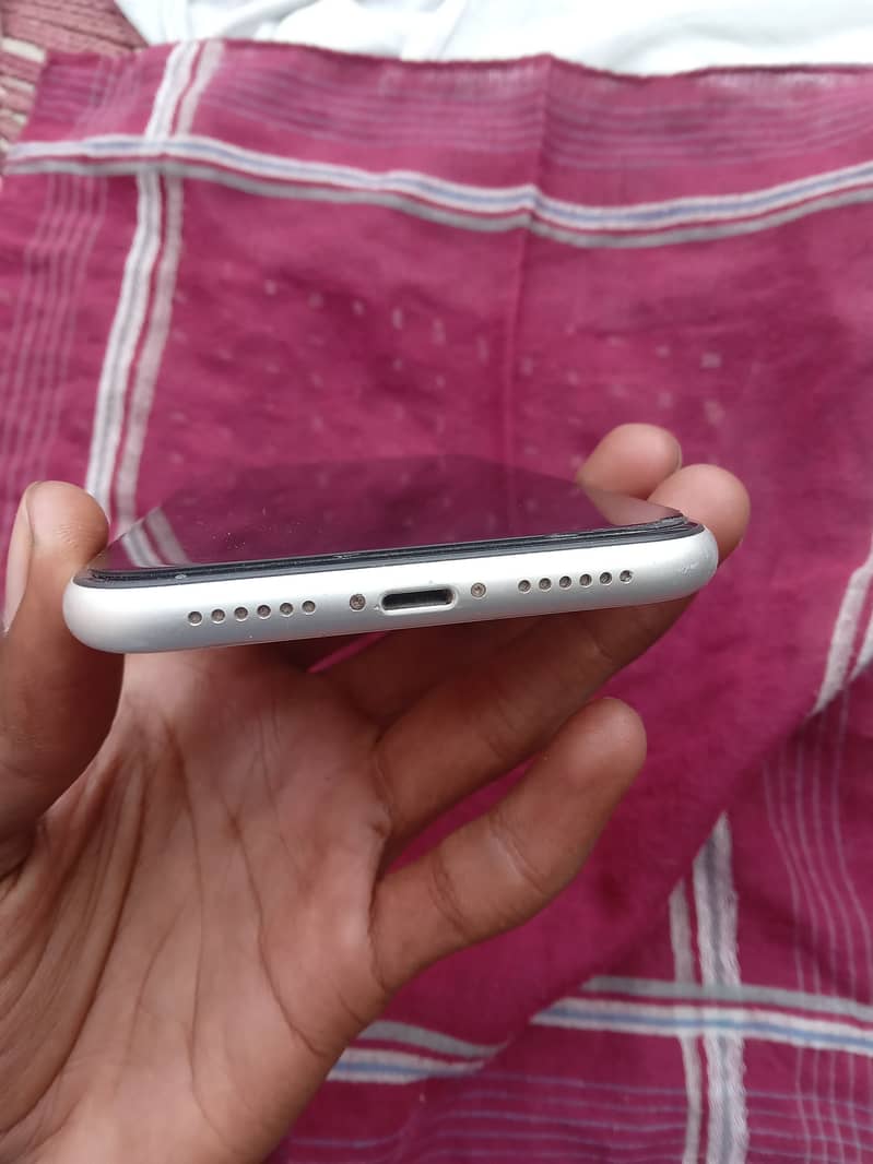 Brand apple Iphone11 128gb 4