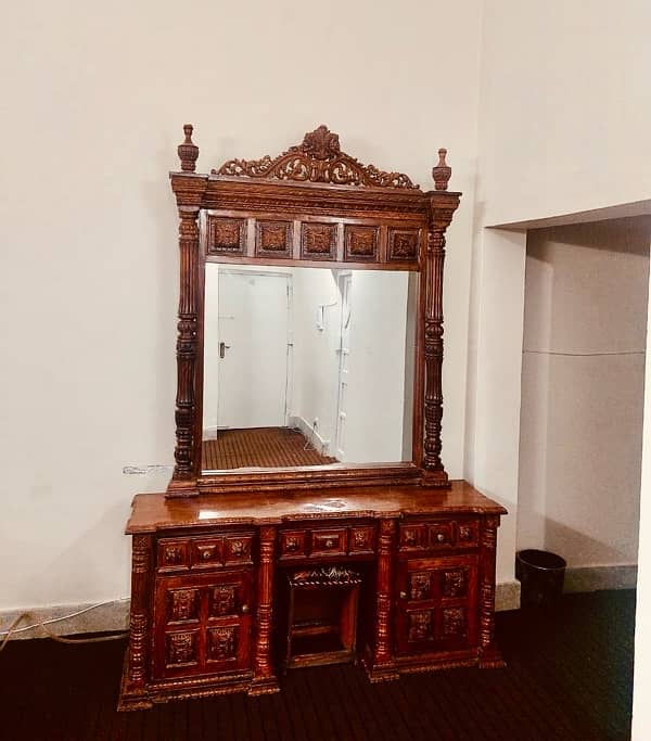 Dressing Table (Chinioti Style) for Sale! 0