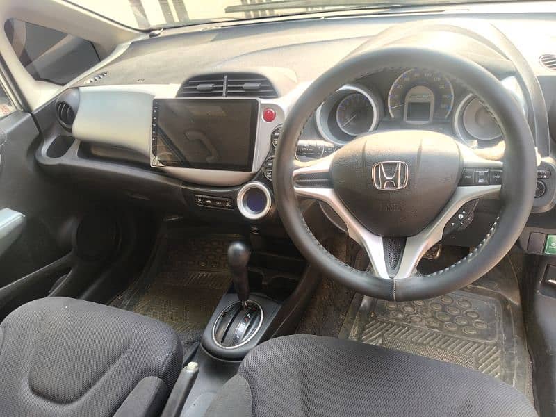 Honda Fit 2011 8