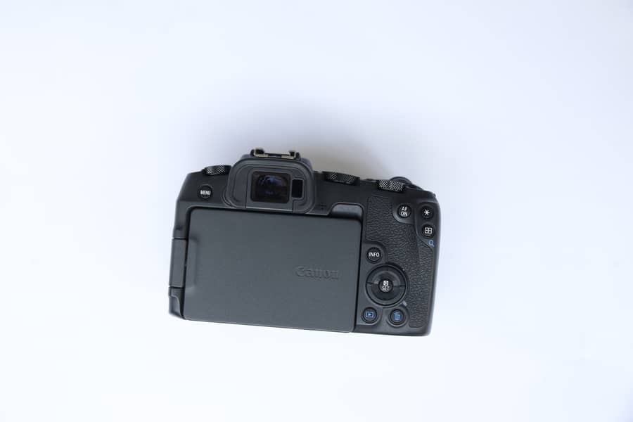 canon RP mirrorless camera 13