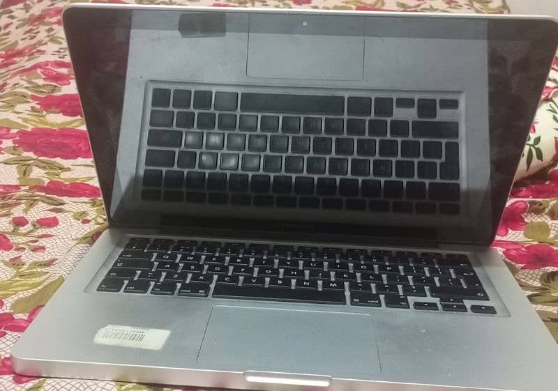 Macbook pro 2012 available in low price 1