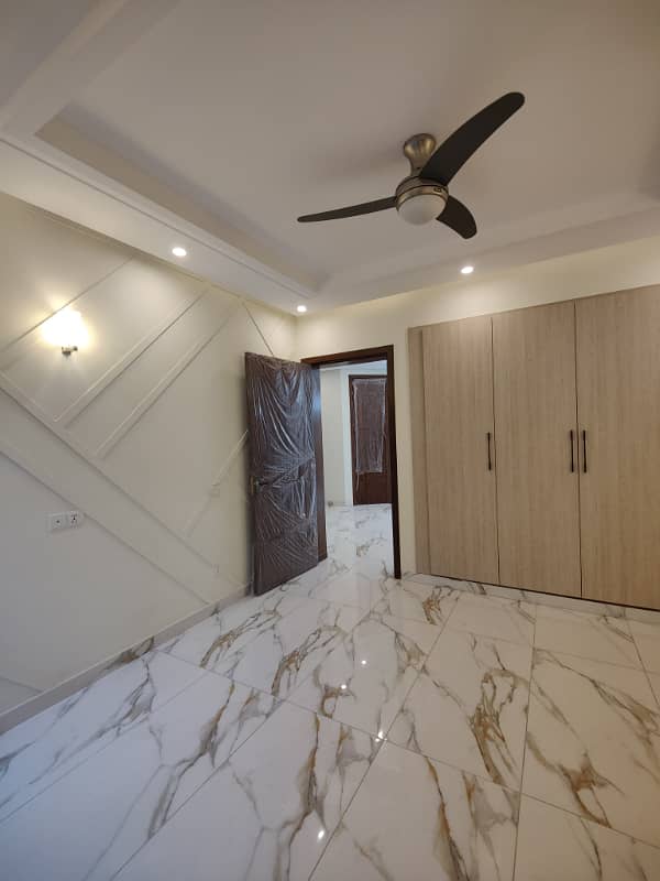 5 Marla Beautifull Modern House For Sale In Dream Gardens Phase 1 Lahore 5