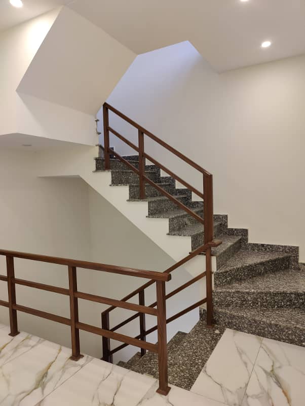 5 Marla Beautifull Modern House For Sale In Dream Gardens Phase 1 Lahore 13