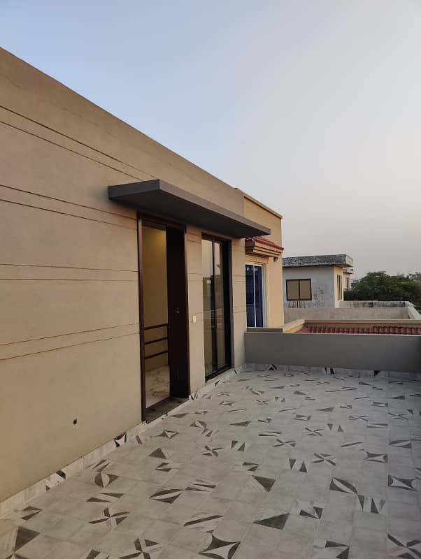 5 Marla Beautifull Modern House For Sale In Dream Gardens Phase 1 Lahore 25