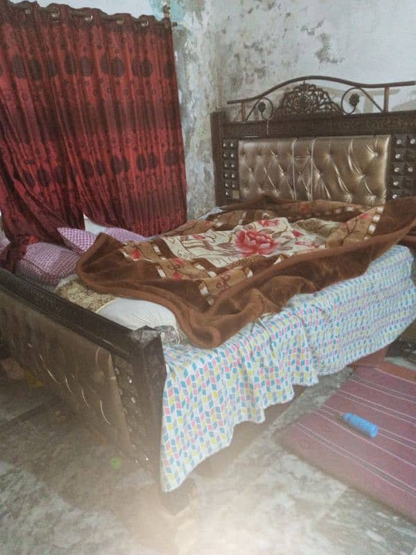 Iron Double Bed with Mattress 0