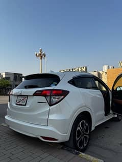 Honda Vezel 2015