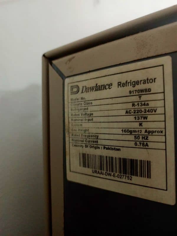 DAWLANCE FRIDGE FORSALE URGENT 3