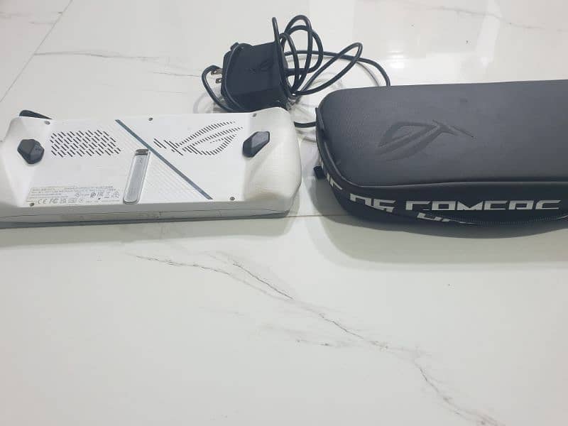 Asus rog ally z1 extreme new condition 5