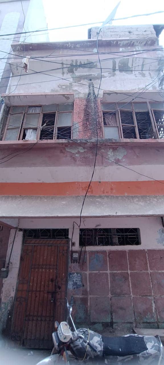 West Open 3-Story Leased House for Sale in Baldia Town, Karachi 1