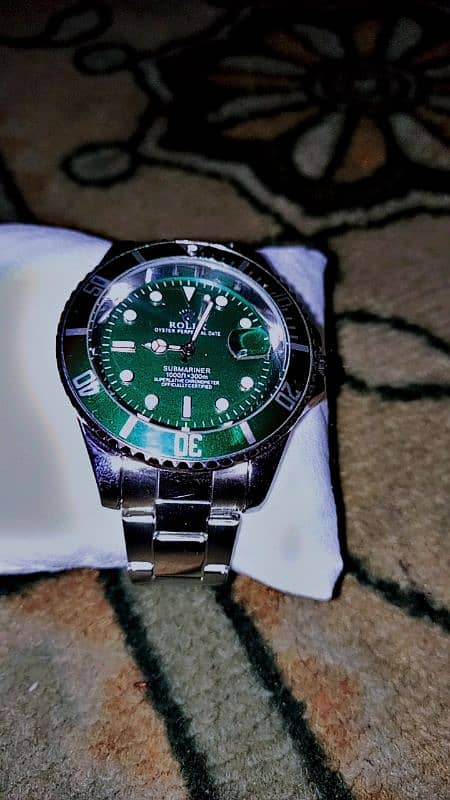 Rolex submariner hulk green dial 1