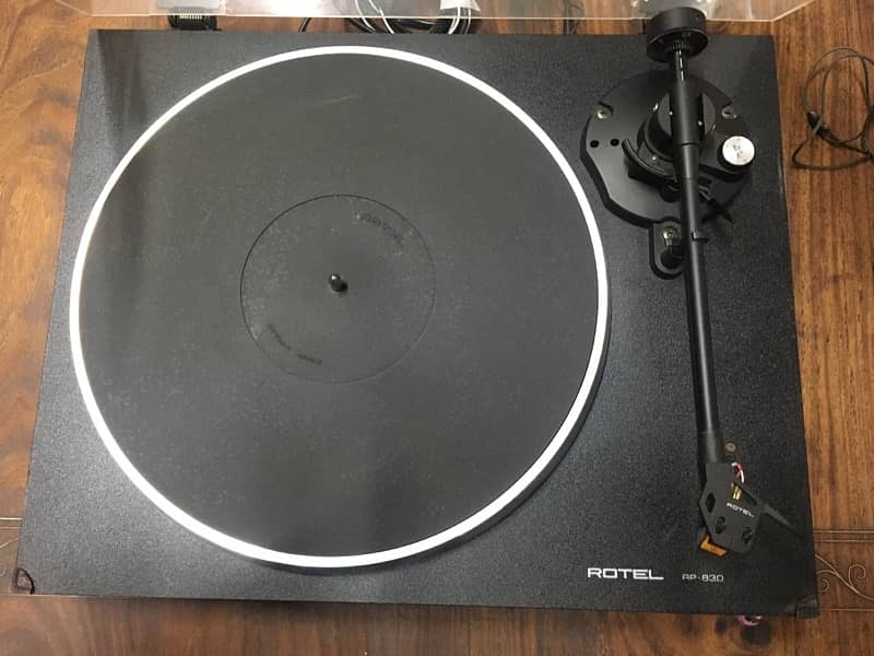 Turntable Rotel RP-830, Pioneer, Klipsch, Yamaha, B&W, B&O, marantz 7