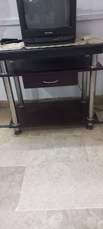 tv trolley of glass top for sale 7