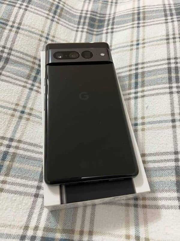 Google pixel 7 Pro black color My whatsp 0341:5968:138 0