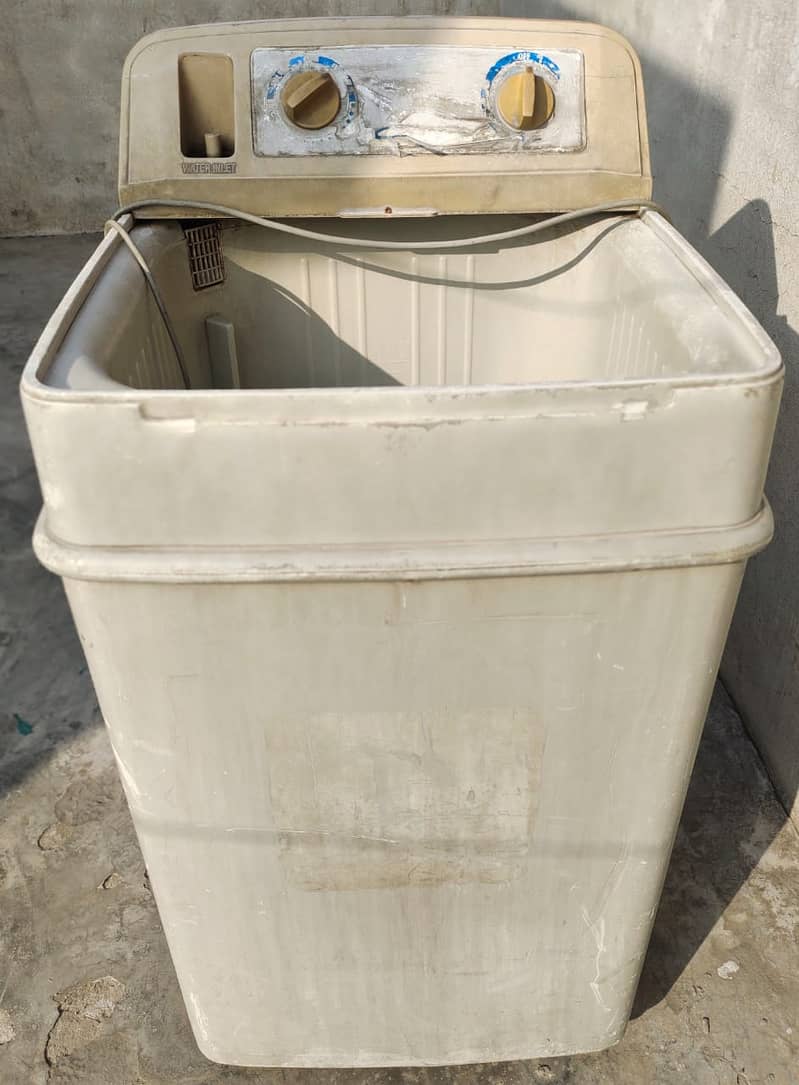 Toyo Washing Machine (Plastic Body) 0