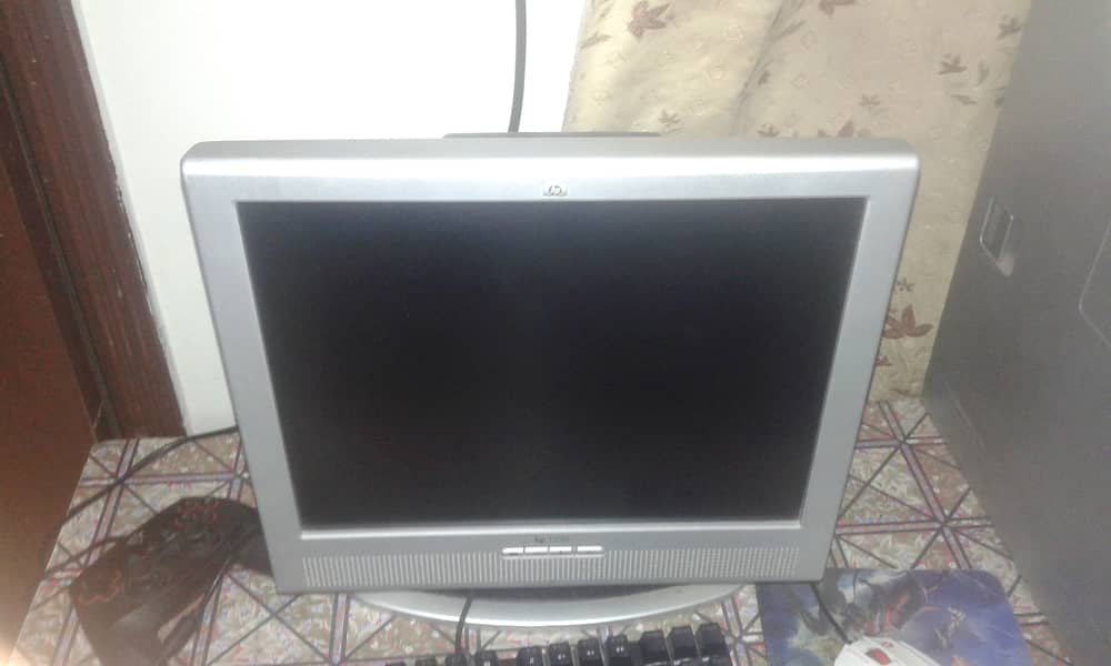 Monitor hp 15 inch 1