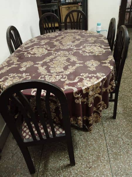 Dining table with 6 chairs 0