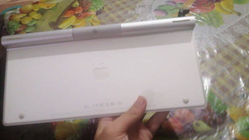 MAGIC 1 - ORIGINAL APPLE WIRELESS SLIM KEYBOARD 2