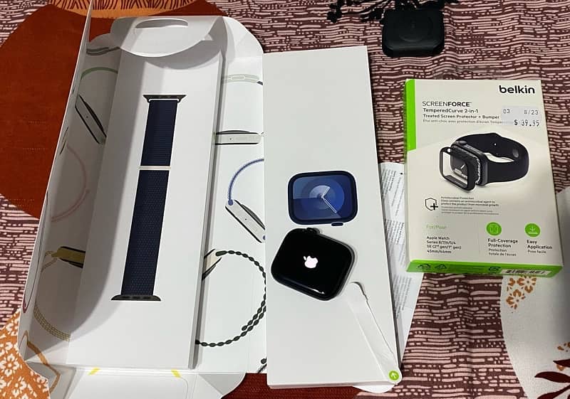 Apple Smartwatch Series 9 with Box. In Apple warranty 5