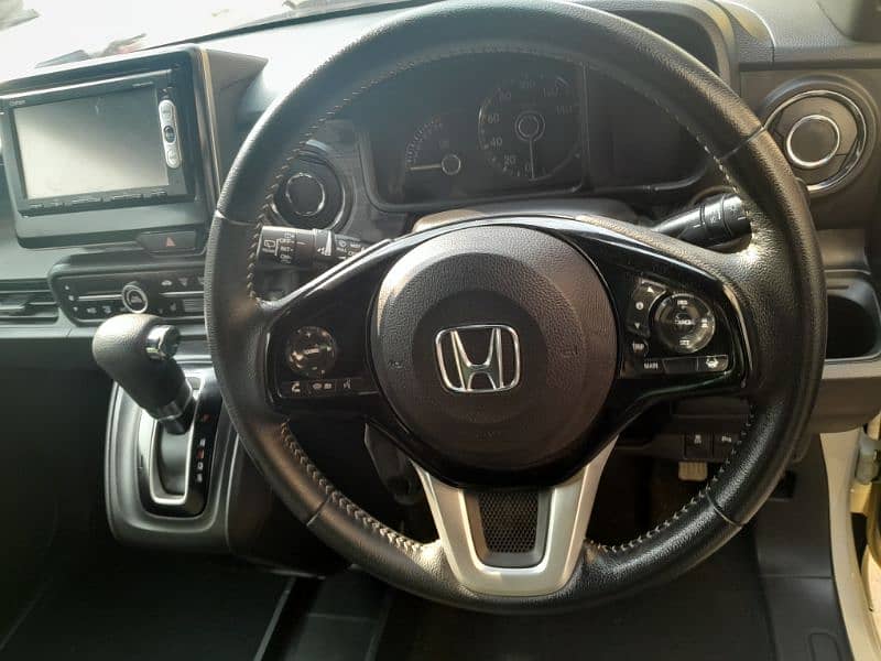 Honda N One 2021 Premium 8