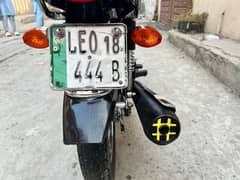 Honda 125 (2018-B) – 10/10 Condition – Golden Number Plate