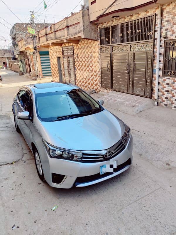 Toyota Altis Grande 2015 1