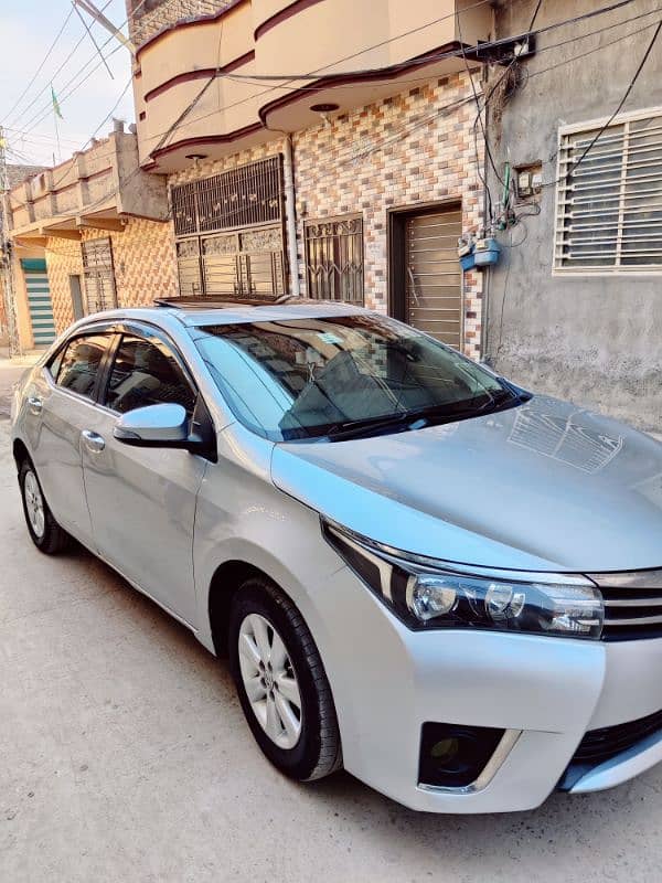 Toyota Altis Grande 2015 4