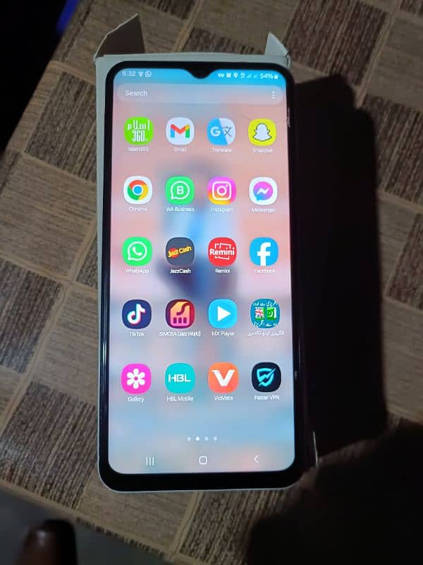 Samsung Galaxy A13 1