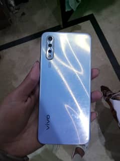 vivo s1