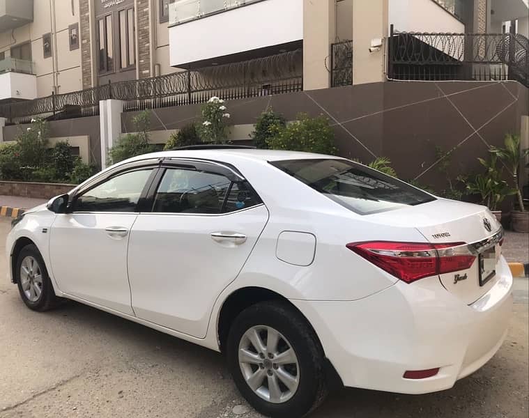 Toyota Altis Grande 2015 full original 11