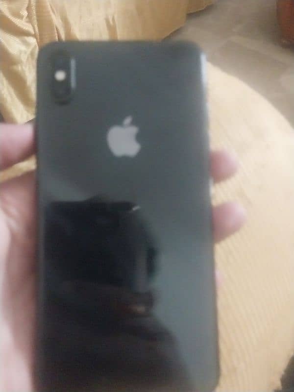 Apple iPhone XS max for sale 3