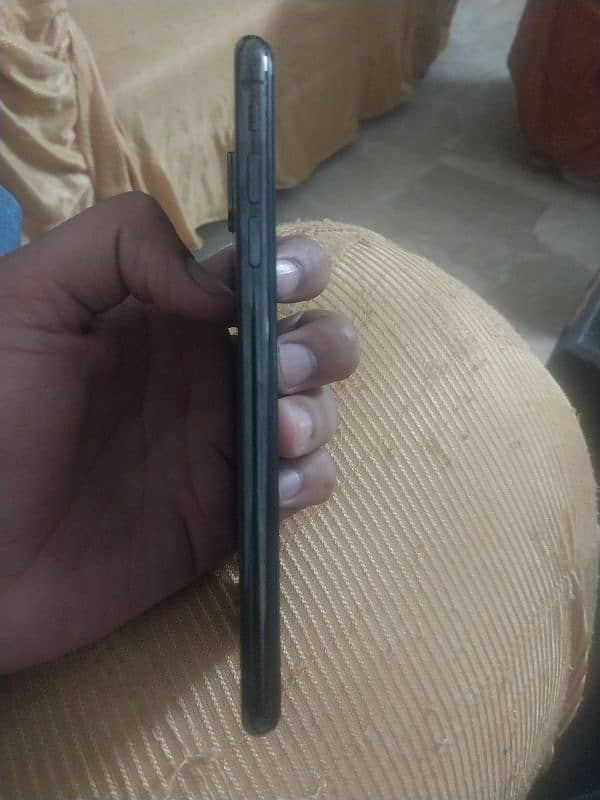 Apple iPhone XS max for sale 4