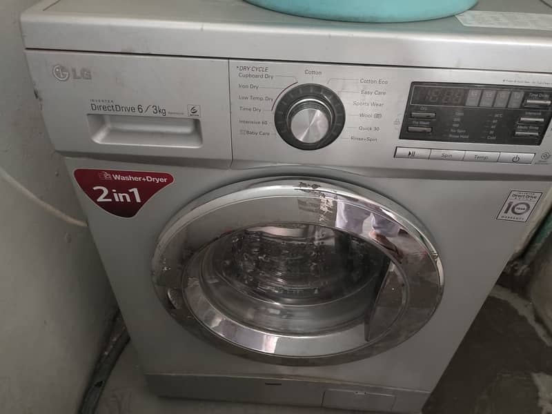 LG Fully Automatic Front Load Washing Machine (6-KG) 5