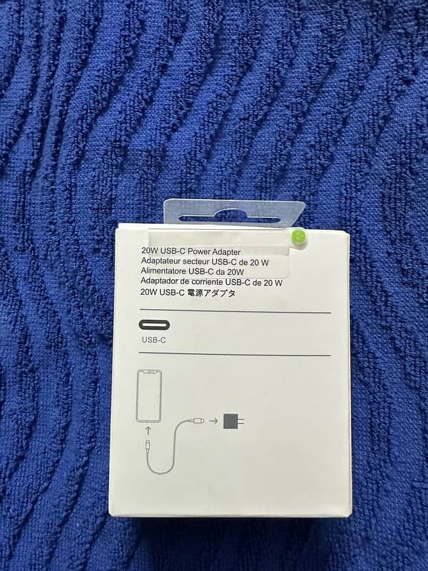 apple original mercantile adoptor without cable box pack 2