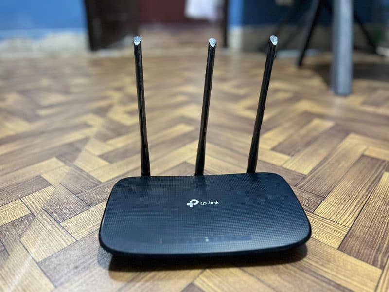 wifi router TP-Link 450 mbs 8