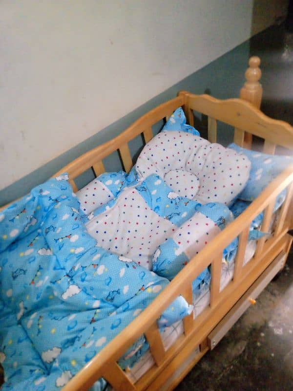 baby cot 3