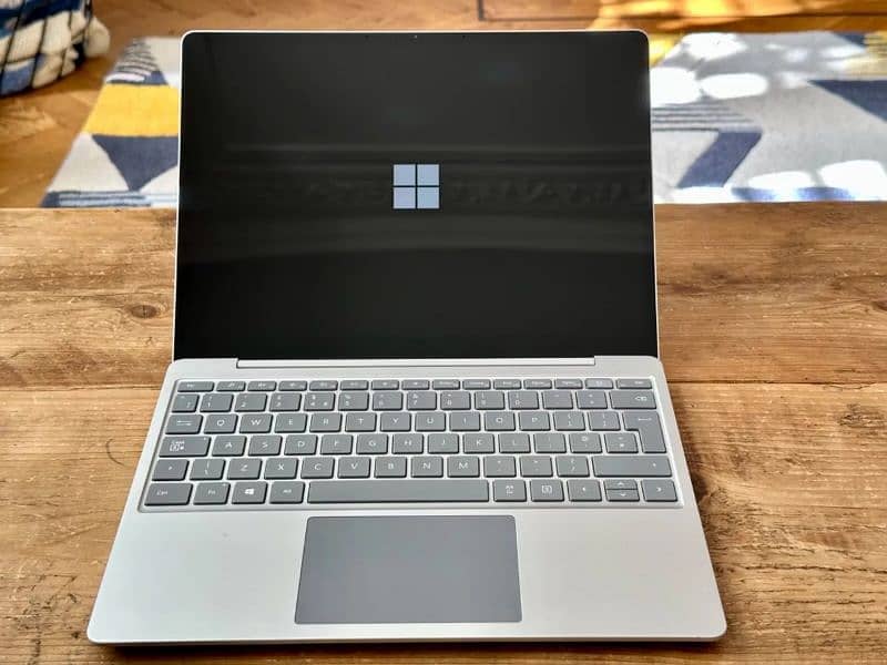 Microsoft Surface laptop 10th Generation Touch Screen display 0